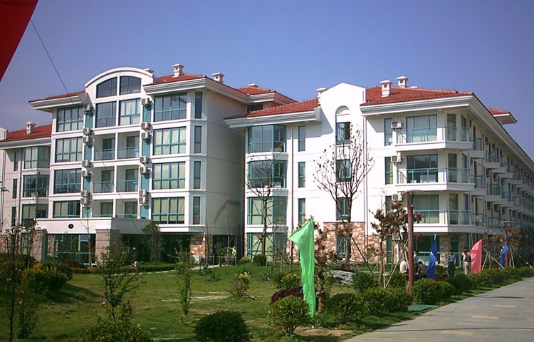 1-200Q0123559434.jpg